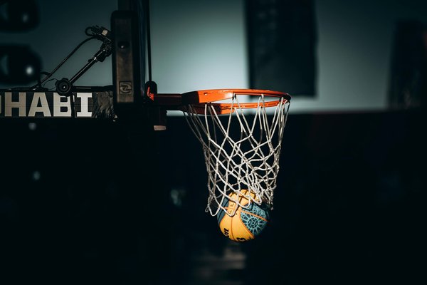 Quels exercices de musculation pour améliorer la puissance de frappe en taekwondo?