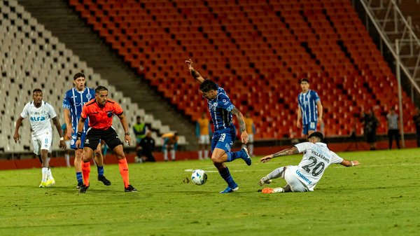 Quelle routine de stretching est idéale pour les danseurs de salsa avant une performance?